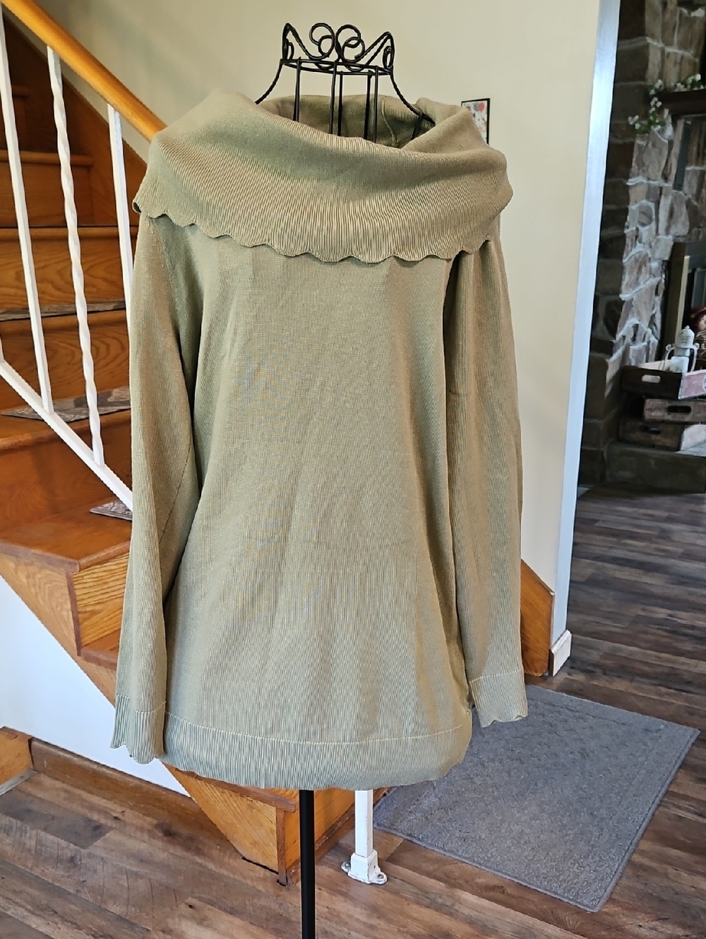 👚Cable & Gauge Sage Green Scalloped Cowl Neck Sweater
